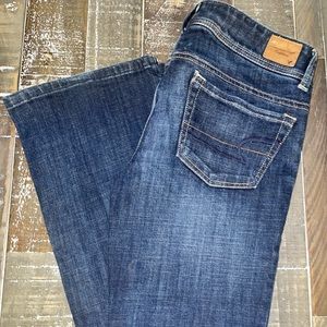 American Eagle Stretch • Original boot • Size 2 jeans
